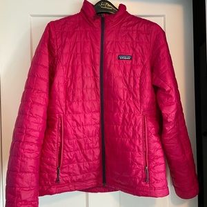Women’s Patagonia Nano Puff jacket